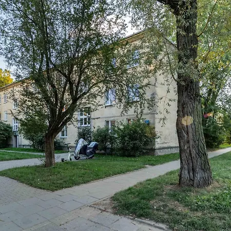 Apartment Kraushara I Chestnut Warsaw